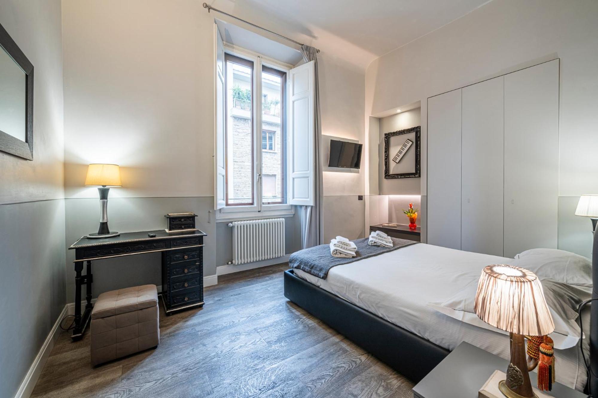Cherubini Palace Thematic Apartment Firenze Kültér fotó